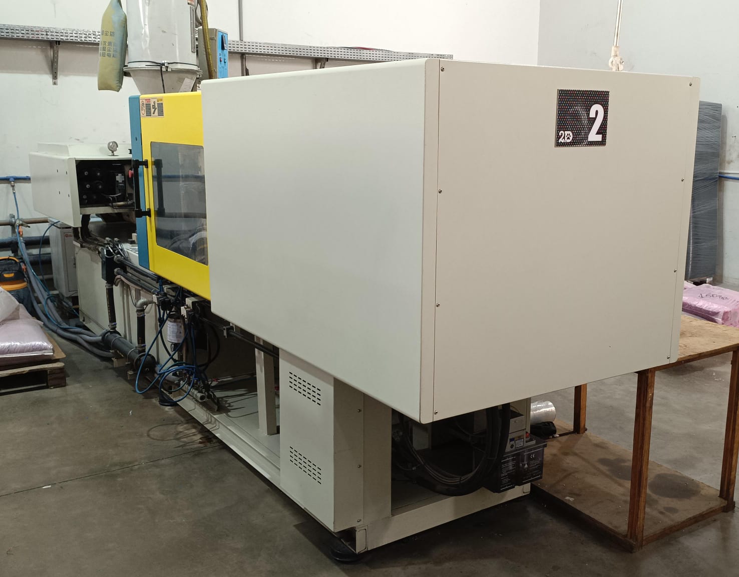 Injetora LK Potenza 160 ton servo